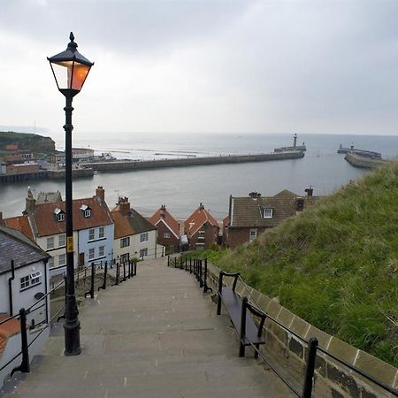 Appartement Oceans 12 à Whitby Extérieur photo