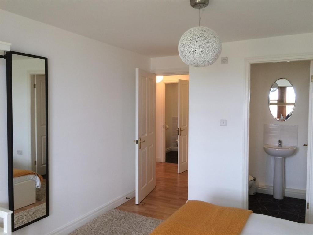 Appartement Oceans 12 à Whitby Extérieur photo